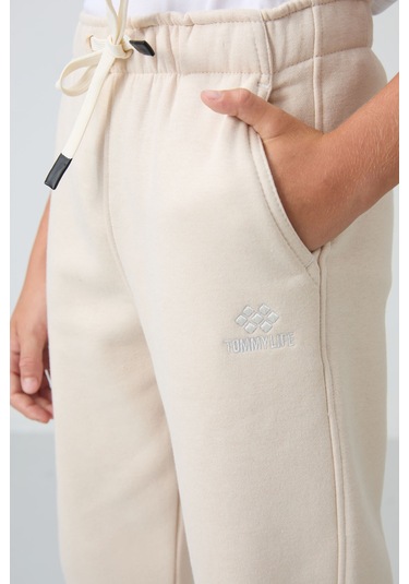 Tommy Life Bej Pamuklu Kalın İçi Tüylü Yumuşak Dokulu Standart Fit Baskılı Erkek Çocuk Eşofman Alt - 11225 Bej