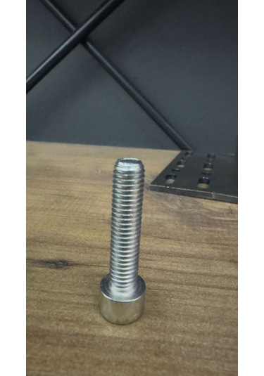 Alyan Başlıklı M8x35mm Galvanizli Cıvata ( 100 adet )
