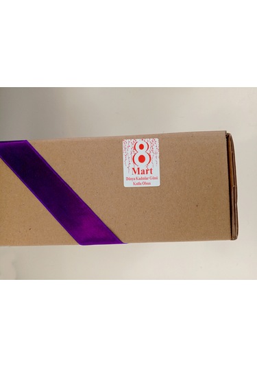8 Mart Kadınlar Günü Etiketi - 8 Mart Sticker Yapışkanlı 30x40mm