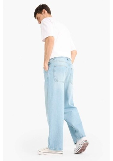 DeFacto %100 Pamuk Skater Fit Geniş Kalıp Yüksek Bel Geniş Paça Jean Pantolon F3925AX25SMNM39