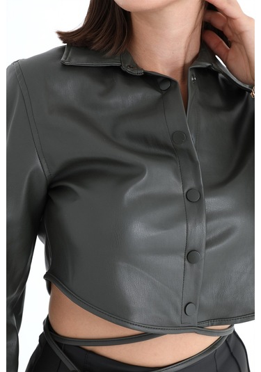 İçi Kadife Bağcıklı Kadın Kısa Deri Gömlek - Haki-haki Haki