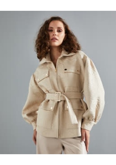Kısa Kadın Mont - Cepli Ve Kemerli - Modern Ve Şık Tasarım - Günlük Ve Özel Gün İçin Mont Bej
