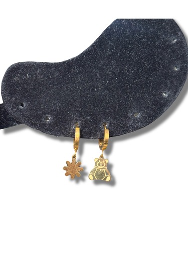 Çiçekli Ve Ayıcıklı Gold Çelik Küpe Altın