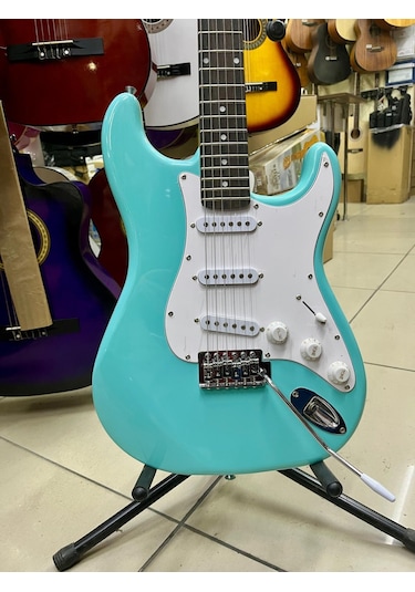 3 Sıngle Yeşil Renk Elektro Gitar Kılıf Pena Dahil Kod 5408