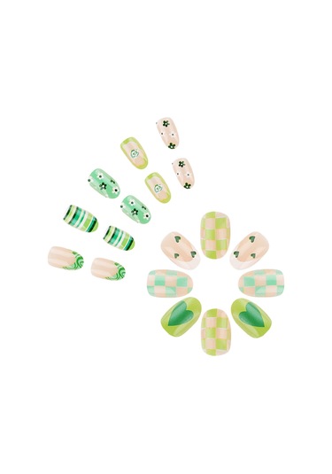 İlkbahar Ve Yaz Taze Oval Kalp Takma Tırnaklar Yeşil Çizgiler Kontrast Renk Fransız Aşınma Tırnakları Çiçek Izgara Tırnak Sanatı 24 Parça Dahil Araçlarys053