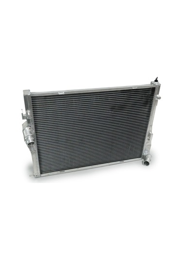 R2p Bmw E92 M3 Performans Radyatör