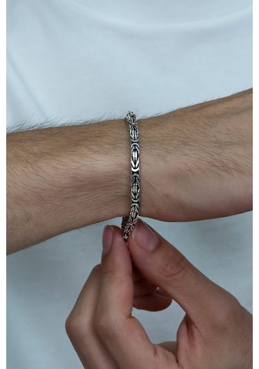 Takı Dükkanı 925 Ayar Gümüş Erkek Bileklik Kare Kral Model 3,9mm Genişlik 21cm Uzunluk msb09