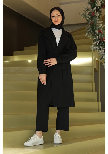 Ay Parça Detaylı Takım Siyah Siyah