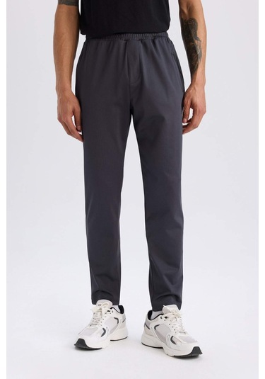 DeFactoFit Sporcu Jogger Eşofman Altı Slim Fit Dar Kesim Standart Paça Skuba Dalgıç Kumaş Beli Lastikli Düz Paça E3930AX24WNAR206 Antrasit