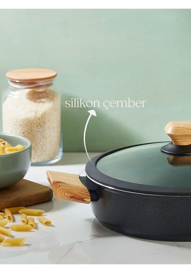 Auris 22 Cm Basık Tencere Siyah