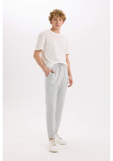 DeFacto Regular Fit Eşofman Altı Cepli Basic Düz Beli Bağcıklı Lastikli Paça D4416AX25SPGR362