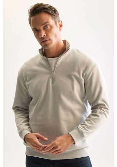 DeFacto Gri 3 İplik Pamuklu Şardonlu İçi Polarlı Comfort Regular Fit Rahat Kalıp Dik Yaka Fermuarlı Kalın Sweatshirt D9067AXNSGR253