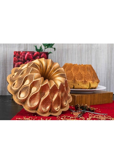 Taç Damla Granit Döküm Kek Kalıbı Gold