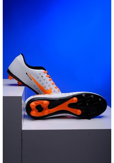 W001 Erkek Çim Halı Saha Dişli Krampon 001