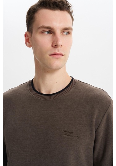 Arma Erkek Regular Fit Örme Selanik Sweatshirt %65 Pamuk %35 Polyester, Karbon Fırçalı, Basic Bisiklet Yaka K30124698702 Kahverengi Arma Erkek Regular Fit Örme Selanik Sweatshirt %65 Pamuk %35 Polyester, Karbon Fırçalı, Basic Bisiklet Yaka K30124698702 Kahverengi