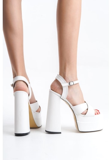 Preshley Kadın Elina Beyaz Cilt Çapraz Bantlı 15 Cm Platform Topuklu Ayakkabı Beyaz
