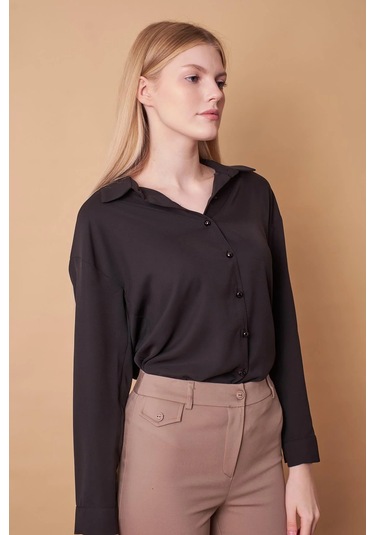 Kadın Yakalı Düşük Omuzlu Uzun Kol Likrasız Kumaş Gömlek-siyah Siyah