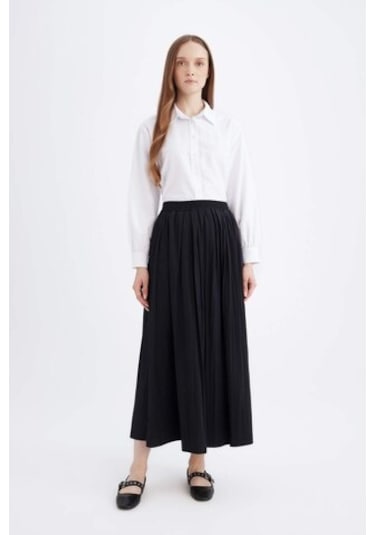 Defacto A Kesim Normal Bel Basic Düz Kloş Maxi Etek E2369AX24WNBK27 Siyah