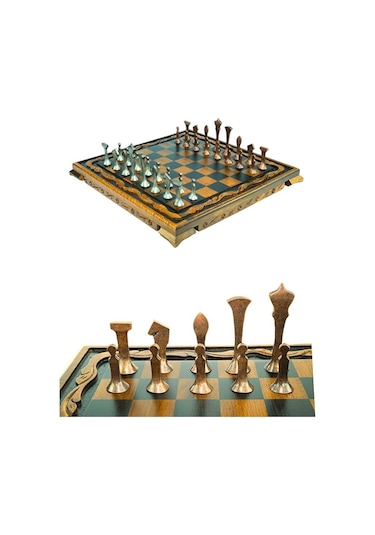 Mc44 Büyük Boy Metal Satranç Takımı Gerçek Ceviz Tahta El Yapımı Antik Taşlar 35x35cm