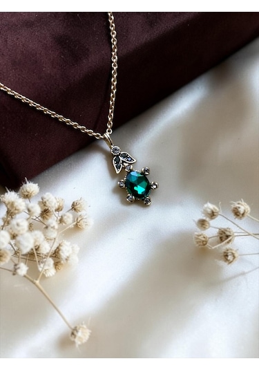 Oval Kristal Taşlı Kolye Yeşil