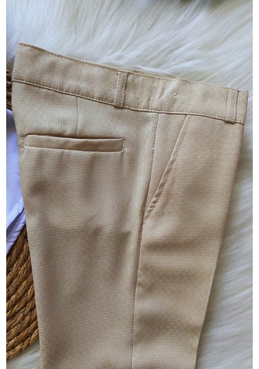 Katlama Detay Yelekli Rozetli Çocuk Takım Elbise Bej