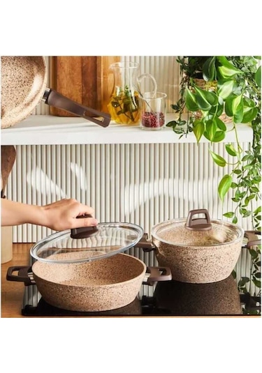 7 Parça Krem Rengi Döküm Tencere Seti Ve Tava Granit Kaplama, Şık Ve Dayanıklı Siyah