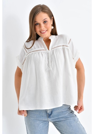 Dantel Detay Kısa Dokuma Bluz KEMİK