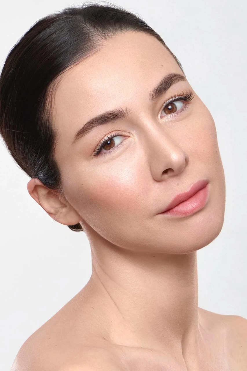Wonderskin Uzun Süre Kalıcı Renkli Dudak Maskesi Adore 4 ML