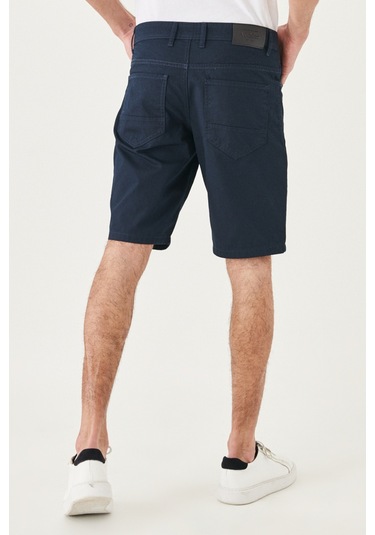 Ac&Co / Altınyıldız Classics Erkek Lacivert Slim Fit Dar Kesim Armürlü %100 Pamuk Casual Chino Şort 4A0222200007Lac48 Lacivert Ac&Co / Altınyıldız Classics Erkek Lacivert Slim Fit Dar Kesim Armürlü %100 Pamuk Casual Chino Şort 4A0222200007Lac48 Lacivert