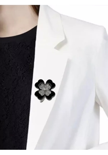 Best Price 34 Payetli Küçük Çiçek Broş, Kıyafetler İçin 178626467 Siyah