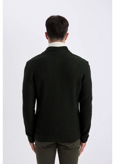 DeFacto Standart Fit Normal Kesim Yarım Balıkçı Yaka Fermuarlı Triko Hırka R1195AZ24WNGN185