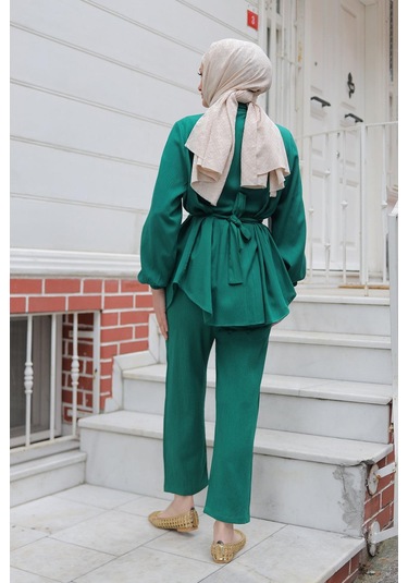 Taş Düğme Detaylı Takım Yeşil Yeşil