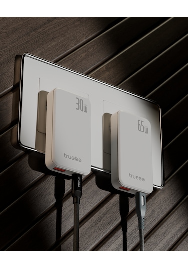 Truebo MiniSlim 30w Hızlı Şarj Adaptörü