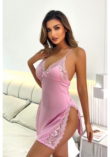 Merry See Dantelli Yanlardan Derin Yırtmaçlı Gecelik Pembe