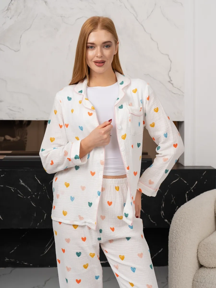 Aıla Vücudu Saran Pijama Takımı Üzerinde Resimli Gömlek Ve Pantolon 276645339 Beyaz