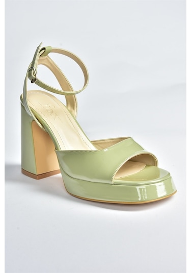 Fox Shoes Yeşil Rugan Kalın Platform Topuklu Kadın Ayakkabı M5703