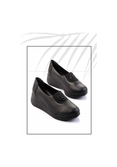 Siyah Hakiki Deri Kadın Casual Ayakkabı K01586391003 Siyah