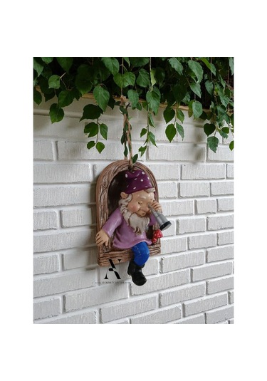 1 Adet Dekoratif Duvar Ve Bahçe Süsü Dürbünlü Cüce Mor Şapka