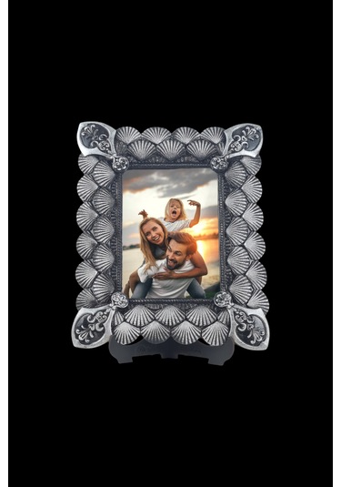 Deniz Kabuğu Desenli Polyester Fotoğraf Çerçevesi - Gümüş