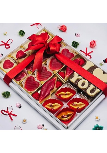 Nin Chocolate Sevgililer Günü Temalı Dudak ve Figür Çikolata Kutusu
