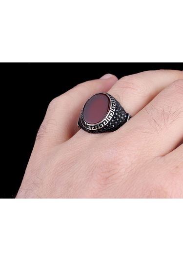 Oval Model Akik Taşlı 925 Ayar Gümüş Yüzük