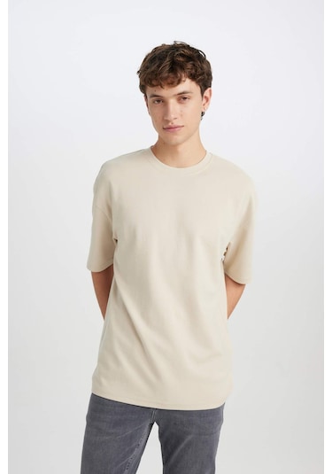 DeFacto Oversize Geniş Kalıp Ütü Gerektirmeyen Bisiklet Yaka Kısa Kollu Basic Düz Ağır Kumaş Tişört X3926AZ25SPBG757 DeFacto Oversize Geniş Kalıp Ütü Gerektirmeyen Bisiklet Yaka Kısa Kollu Basic Düz Ağır Kumaş Tişört X3926AZ25SPBG757
