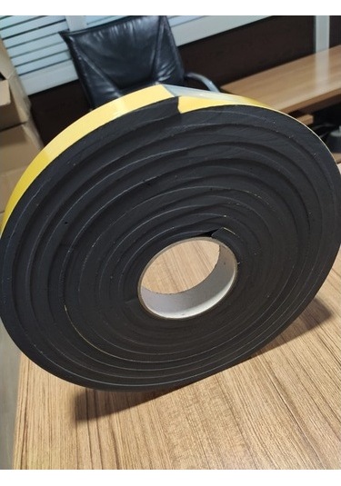 Isı Ve Ses Yalıtımı Için Yapışkanlı Kauçuk Sünger