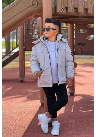 Erkek Çocuk Çıkarılabilir Kapüşonlu Baskılı Yakası Detaylı Kışlık Mont Km3501 Gri