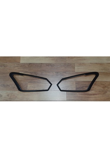 Ducki Dmax 2017-2019 Far Çerçevesi Abs Plastik