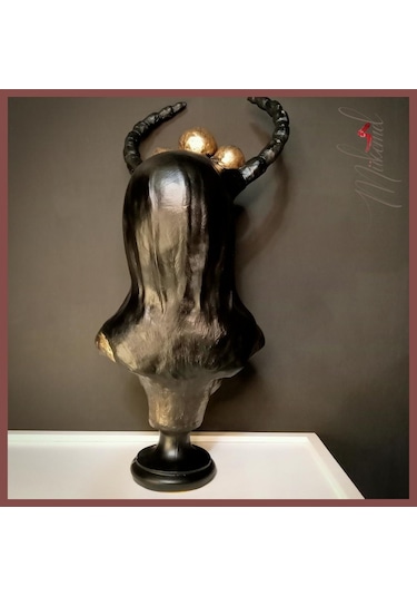 Şeker Kafatası Catrina Büstü Heykeli, Güçlü Kadın Figürü, 1