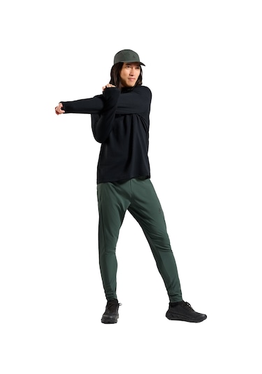 Odlo Odlo Essential Thermal Mid Layer 1/2 Zip Erkek Siyah Içlik Üst 6000 Siyah
