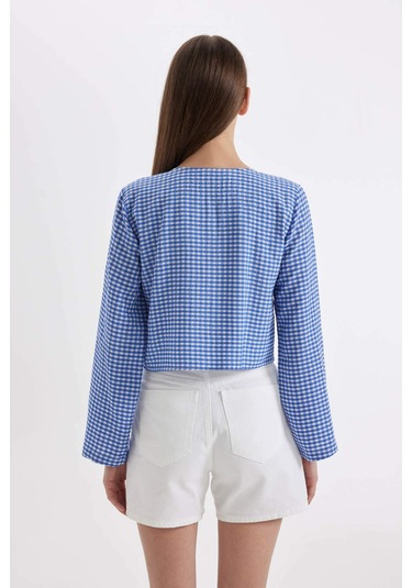 Defacto Regular Fit Kareli V Yaka Önden Bağlamalı Krinkıl Uzun Kollu Bluz D5099AX24AUBE165 Defacto Regular Fit Kareli V Yaka Önden Bağlamalı Krinkıl Uzun Kollu Bluz D5099AX24AUBE165