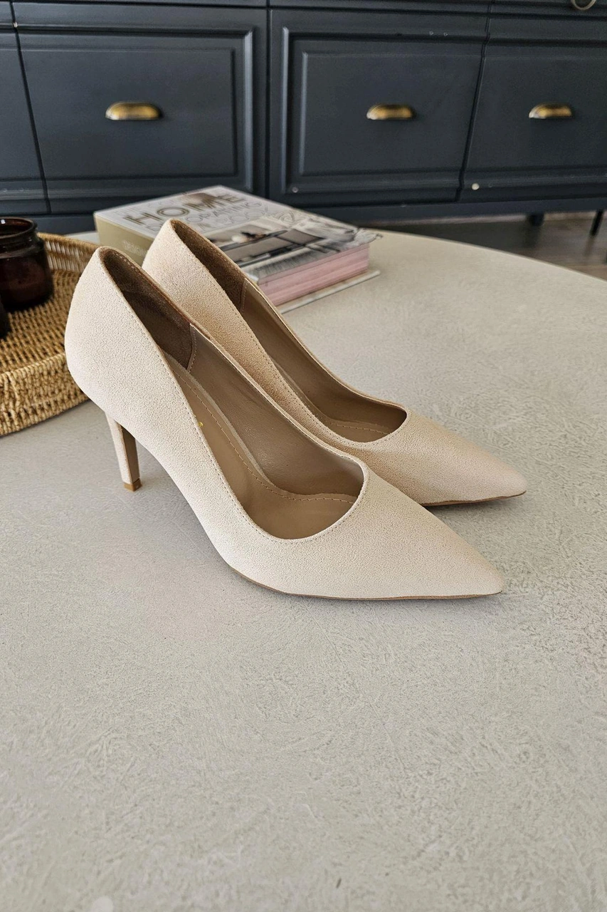 10 1814 Topukla Kadın İnce Topuklu Stiletto Ayakkabı Ten Süet