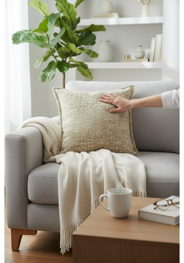 Kırlent İthal Kadife Kumaş 3'lü Set - Yumuşak Dokulu Dekoratif Özel Tasarım Kırlent Kılıfı Ekru